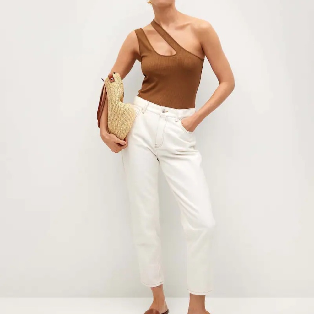 Mango asymmetrical top